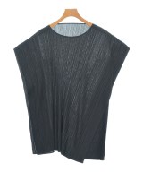 PLEATS PLEASE Tシャツ・カットソー