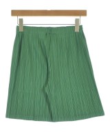 PLEATS PLEASE（プリーツプリーズ）ショートパンツ 緑 サイズ:3(L位) レディース/2200653887722