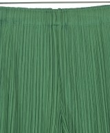 PLEATS PLEASE（プリーツプリーズ）ショートパンツ 緑 サイズ:3(L位) レディース/2200653887722