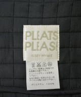 PLEATS PLEASE（プリーツプリーズ）その他 黒 サイズ:3(L位) レディース/2200711815025