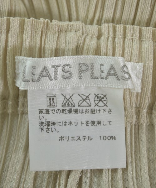 PLEATS PLEASE（プリーツプリーズ）その他 ベージュ サイズ:4(XL位) レディース/2200711822085