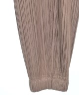 PLEATS PLEASE（プリーツプリーズ）その他 ベージュ サイズ:5(XXL位) レディース/2200647192054