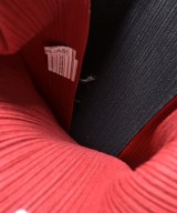 PLEATS PLEASE（プリーツプリーズ）その他 赤 サイズ:- レディース/2200649434145