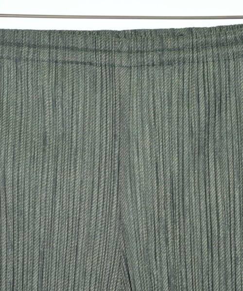 PLEATS PLEASE（プリーツプリーズ）その他 カーキ サイズ:3(L位) レディース/2200652662023