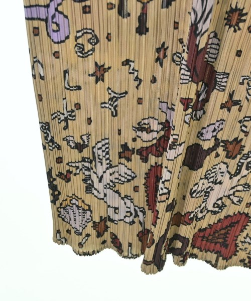 PLEATS PLEASE（プリーツプリーズ）ワンピース ベージュ サイズ:-(M位) レディース/2200702852060