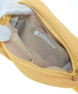 PLEATS PLEASE（プリーツプリーズ）ショルダーバッグ 黄 サイズ:- レディース/2200708119075