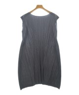 PLEATS PLEASE（プリーツプリーズ）ワンピース グレー サイズ:3(L位) レディース/2200708732038