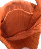 PLEATS PLEASE（プリーツプリーズ）ショルダーバッグ オレンジ サイズ:- レディース/2200662650119