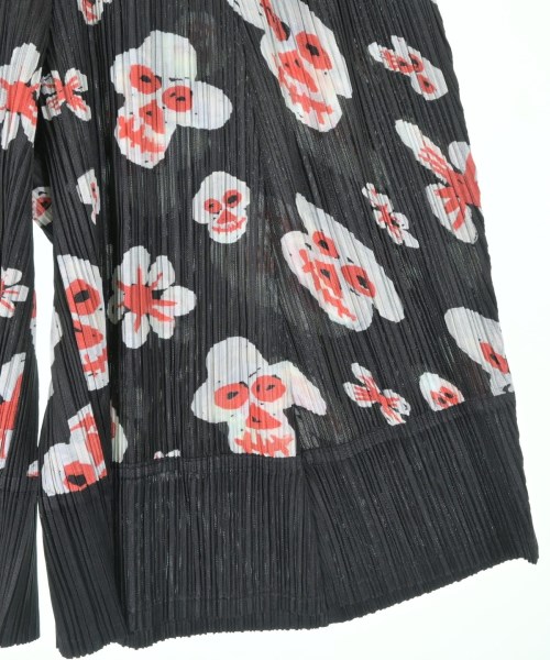 PLEATS PLEASE（プリーツプリーズ）ショートパンツ 黒 サイズ:5(XXL位) レディース/2200658863141