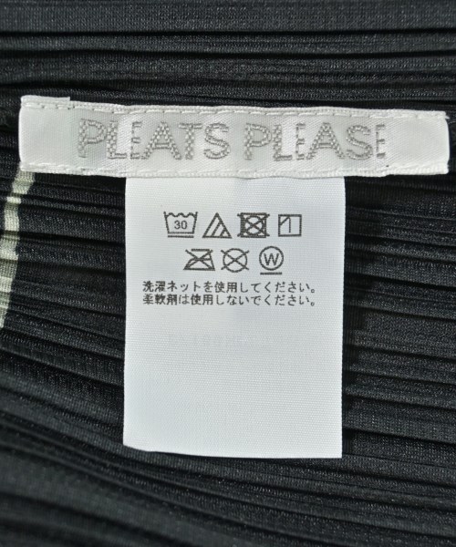 PLEATS PLEASE（プリーツプリーズ）Tシャツ・カットソー 黒 サイズ:3(L位) レディース/2200663020010