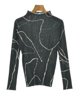 PLEATS PLEASE Tシャツ・カットソー