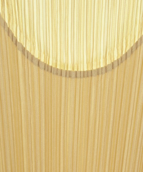 PLEATS PLEASE（プリーツプリーズ）カジュアルシャツ ベージュ サイズ:3(L位) レディース/2200660597041