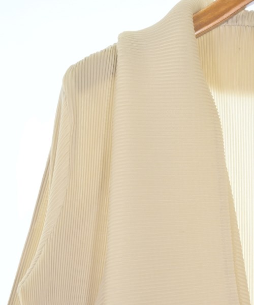 PLEATS PLEASE（プリーツプリーズ）その他 ベージュ サイズ:3(L位) レディース/2200665729010