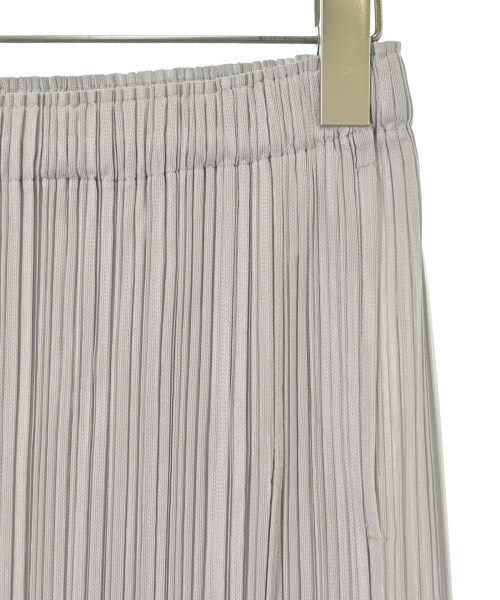 PLEATS PLEASE（プリーツプリーズ）ロング・マキシ丈スカート グレー サイズ:3(L位) レディース/2200665780035