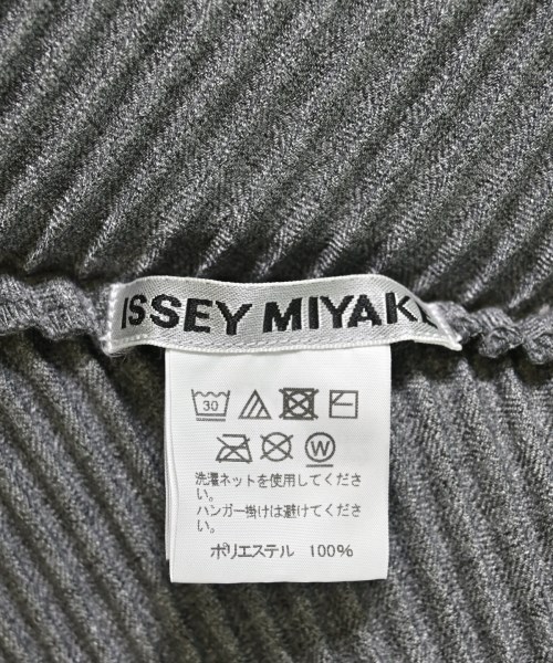 PLEATS PLEASE（プリーツプリーズ）カジュアルシャツ グレー サイズ:2(M位) レディース/2200668220071