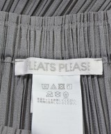PLEATS PLEASE（プリーツプリーズ）ロング・マキシ丈スカート グレー サイズ:-(S位) レディース/2200669949025