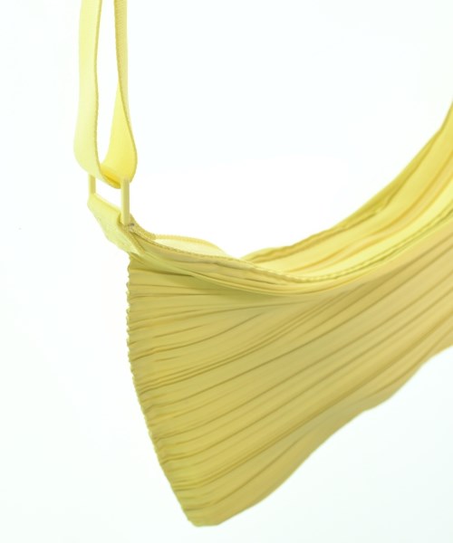 PLEATS PLEASE（プリーツプリーズ）ショルダーバッグ 黄 サイズ:- レディース/2200669949049