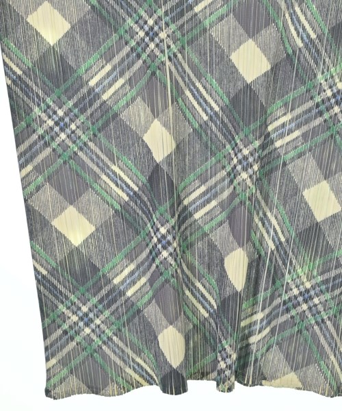 PLEATS PLEASE（プリーツプリーズ）カジュアルシャツ 白 サイズ:3(L位) レディース/2200671725266