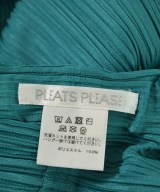 PLEATS PLEASE（プリーツプリーズ）ショートパンツ 緑 サイズ:3(L位) レディース/2200726183140