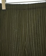PLEATS PLEASE（プリーツプリーズ）その他 カーキ サイズ:2(M位) レディース/2200723400080