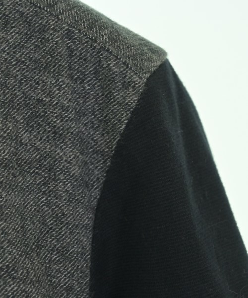 ISSEY MIYAKE MEN（イッセイ　ミヤケ　メン）カジュアルシャツ グレー サイズ:2(M位) メンズ/2200635691064