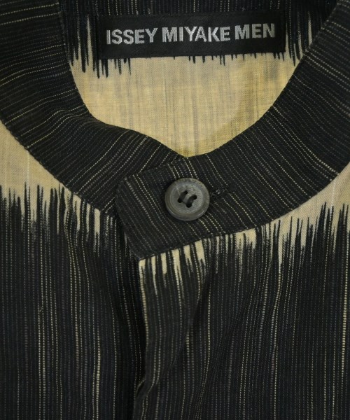 ISSEY MIYAKE MEN（イッセイ　ミヤケ　メン）カジュアルシャツ 黒 サイズ:3(L位) メンズ/2200623679111