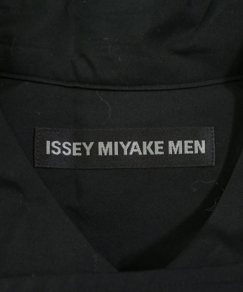 ISSEY MIYAKE MEN（イッセイ　ミヤケ　メン）カジュアルシャツ 黒 サイズ:3(L位) メンズ/2200631798026