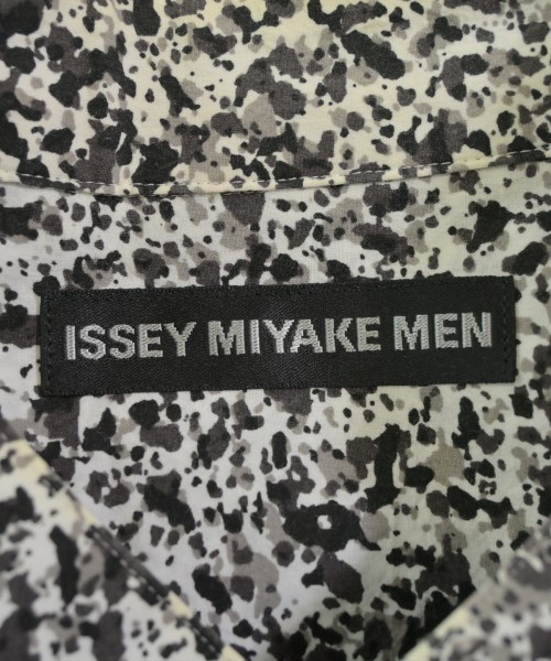ISSEY MIYAKE MEN（イッセイ　ミヤケ　メン）カジュアルシャツ 白 サイズ:3(L位) メンズ/2200631798057