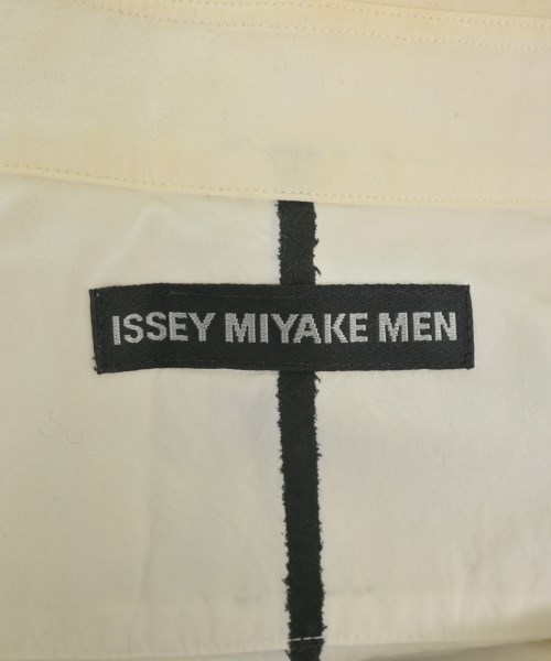 ISSEY MIYAKE MEN（イッセイ　ミヤケ　メン）カジュアルシャツ 白 サイズ:3(L位) メンズ/2200631798071