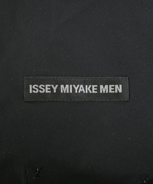 ISSEY MIYAKE MEN（イッセイ　ミヤケ　メン）その他 黒 サイズ:3(L位) メンズ/2200631798293