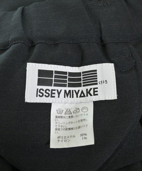 ISSEY MIYAKE MEN（イッセイ　ミヤケ　メン）その他 黒 サイズ:-(S位) メンズ/2200631798316