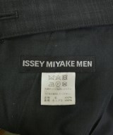 ISSEY MIYAKE MEN（イッセイ　ミヤケ　メン）スラックス グレー サイズ:3(L位) メンズ/2200631798323