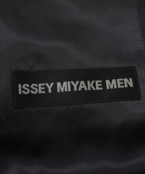 ISSEY MIYAKE MEN（イッセイ　ミヤケ　メン）テーラードジャケット グレー サイズ:3(L位) メンズ/2200632667062