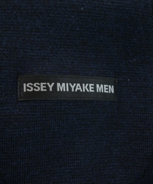 ISSEY MIYAKE MEN（イッセイ　ミヤケ　メン）カジュアルジャケット 紺 サイズ:3(L位) メンズ/2200632667093