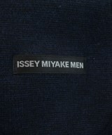 ISSEY MIYAKE MEN（イッセイ　ミヤケ　メン）カジュアルジャケット 紺 サイズ:3(L位) メンズ/2200632667093