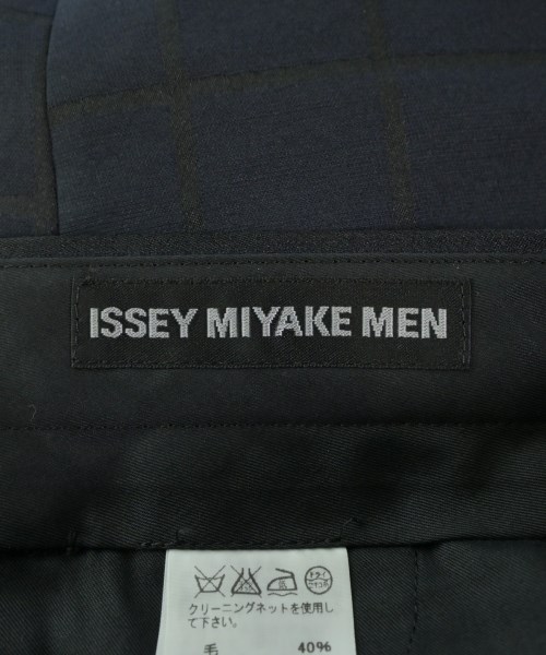 ISSEY MIYAKE MEN（イッセイ　ミヤケ　メン）スラックス 紺 サイズ:3(L位) メンズ/2200632667116