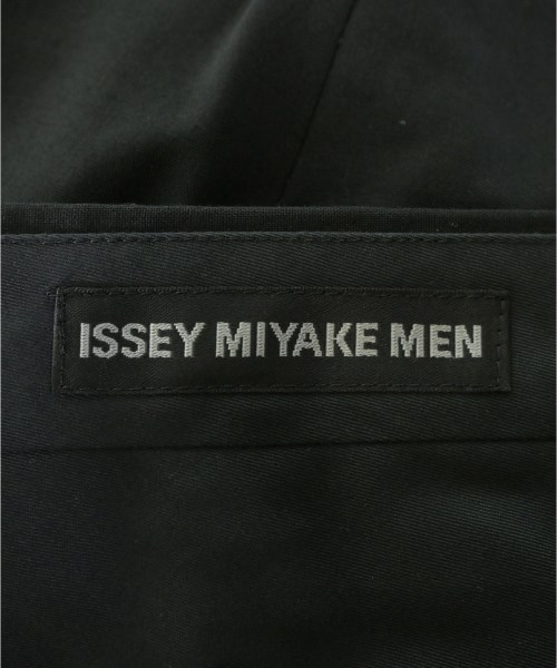 ISSEY MIYAKE MEN（イッセイ　ミヤケ　メン）スラックス 黒 サイズ:2(M位) メンズ/2200632667161