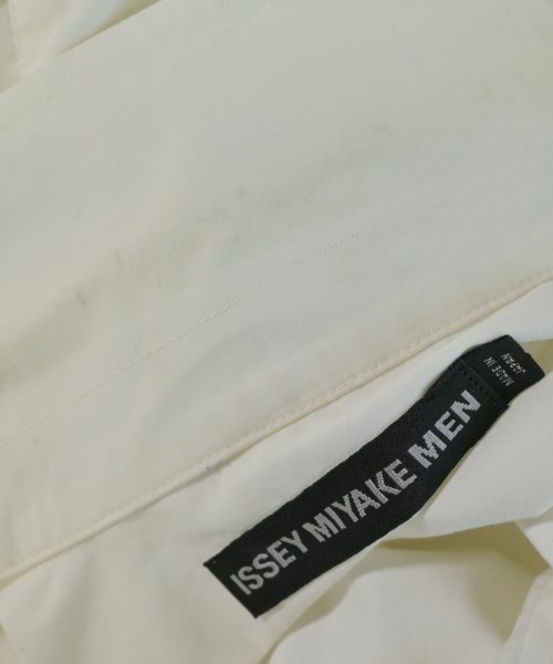 ISSEY MIYAKE MEN（イッセイ　ミヤケ　メン）カジュアルシャツ 白 サイズ:3(L位) メンズ/2200642894014