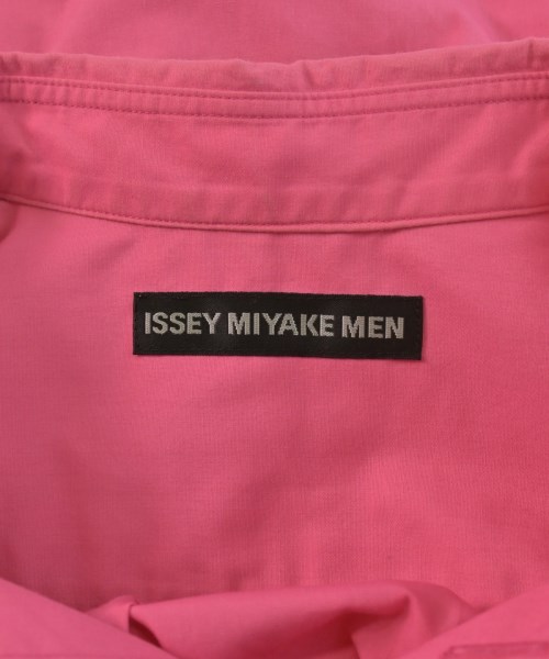 ISSEY MIYAKE MEN（イッセイ　ミヤケ　メン）カジュアルシャツ ピンク サイズ:2(M位) メンズ/2200621884036