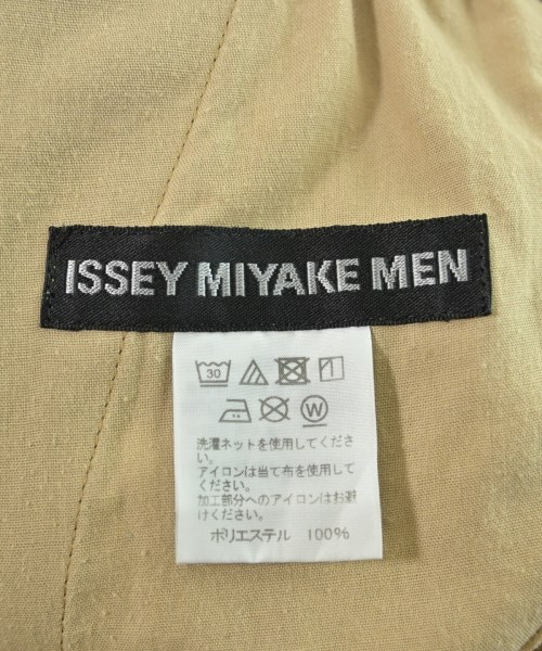 ISSEY MIYAKE MEN（イッセイ　ミヤケ　メン）その他 ベージュ サイズ:2(M位) メンズ/2200625841233