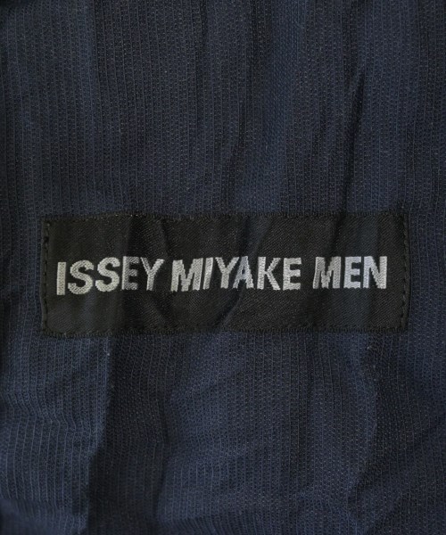 ISSEY MIYAKE MEN（イッセイ　ミヤケ　メン）カジュアルジャケット 紺 サイズ:-(XL位) メンズ/2200621831016