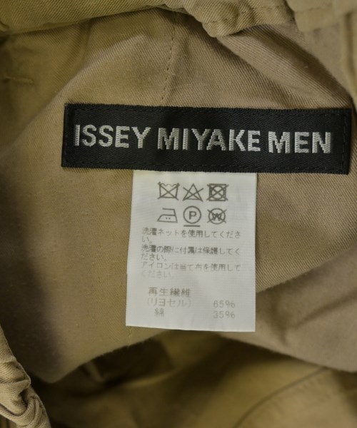 ISSEY MIYAKE MEN（イッセイ　ミヤケ　メン）スラックス ベージュ サイズ:2(M位) メンズ/2200634283031