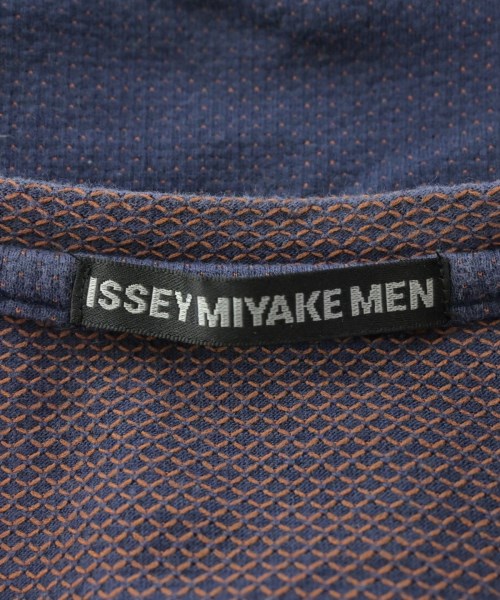 ISSEY MIYAKE MEN（イッセイ　ミヤケ　メン）Tシャツ・カットソー 紺 サイズ:1(S位) メンズ/2200614335040