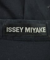 ISSEY MIYAKE MEN（イッセイ　ミヤケ　メン）カジュアルシャツ 黒 サイズ:M メンズ/2200611226112