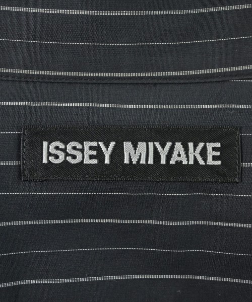ISSEY MIYAKE MEN（イッセイ　ミヤケ　メン）カジュアルシャツ 黒 サイズ:1(S位) メンズ/2200611226129