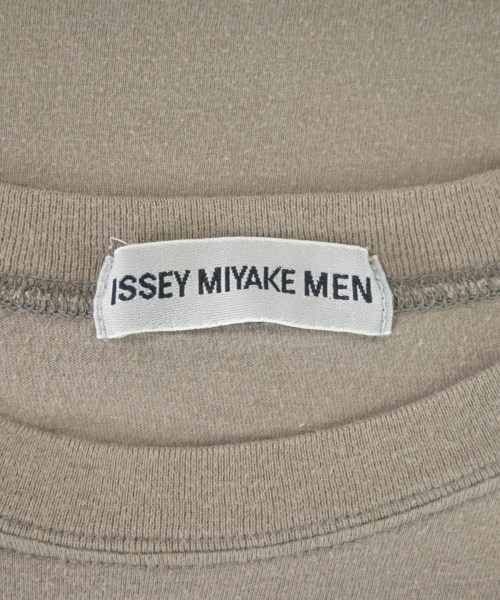 ISSEY MIYAKE MEN（イッセイ　ミヤケ　メン）Tシャツ・カットソー ベージュ サイズ:M メンズ/2200611226198