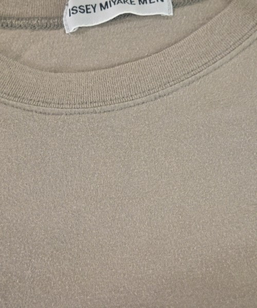 ISSEY MIYAKE MEN（イッセイ　ミヤケ　メン）Tシャツ・カットソー ベージュ サイズ:M メンズ/2200611226198