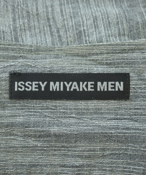ISSEY MIYAKE MEN（イッセイ　ミヤケ　メン）カジュアルジャケット グレー サイズ:3(L位) メンズ/2200621318067