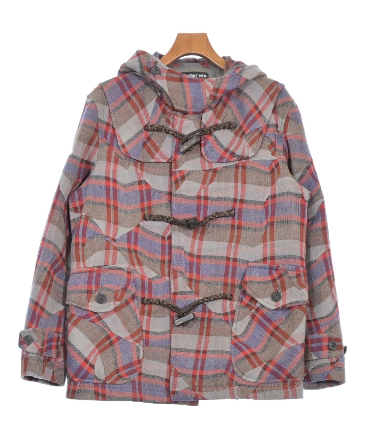 ISSEY MIYAKE MEN（イッセイ ミヤケ メン）ダッフルコート