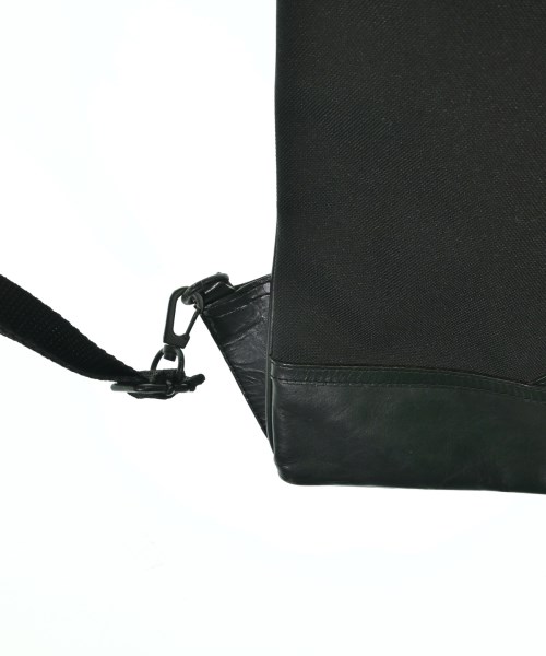 ISSEY MIYAKE MEN（イッセイ　ミヤケ　メン）ショルダーバッグ 黒 サイズ:- メンズ/2200675523042